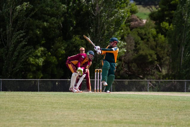 Cricket Div 2 Drouin v Hallora - 27.11.2021