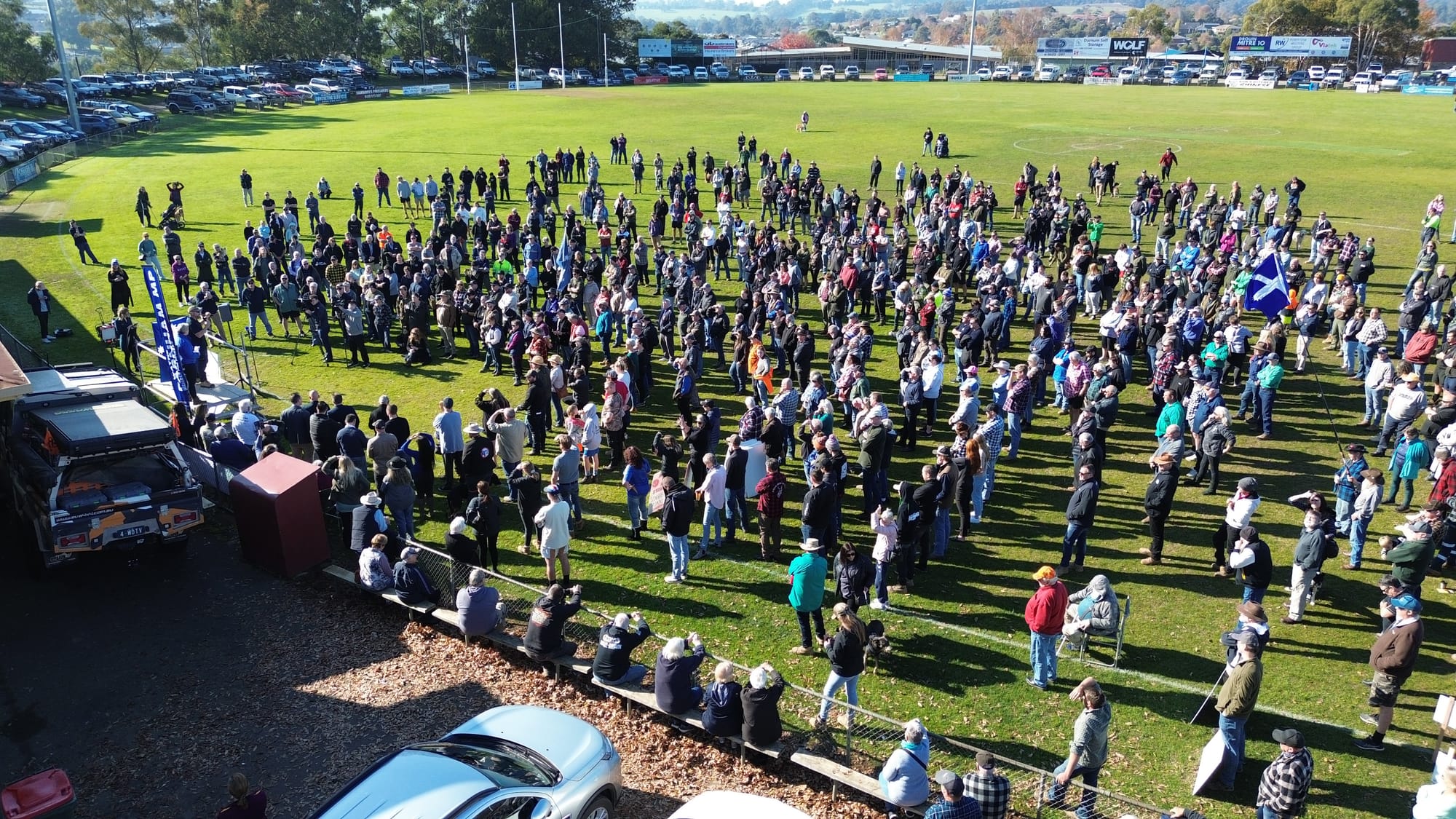 Rally says strong NO