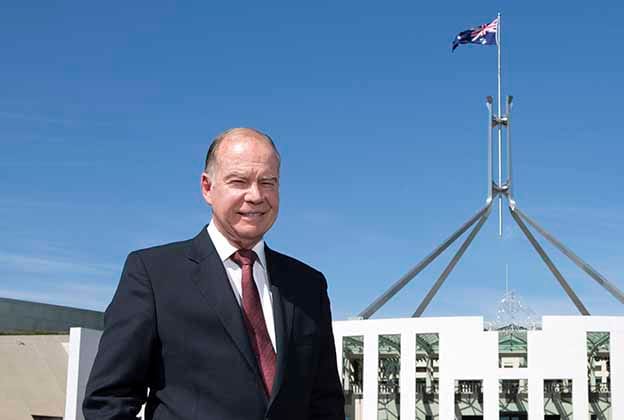 Broadbent promises Bunyip fire victims equal treatment