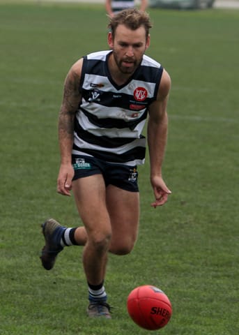 Football WGFNL Seniors Dusties Vs. Nar Nar Goon - 10.07.2021 