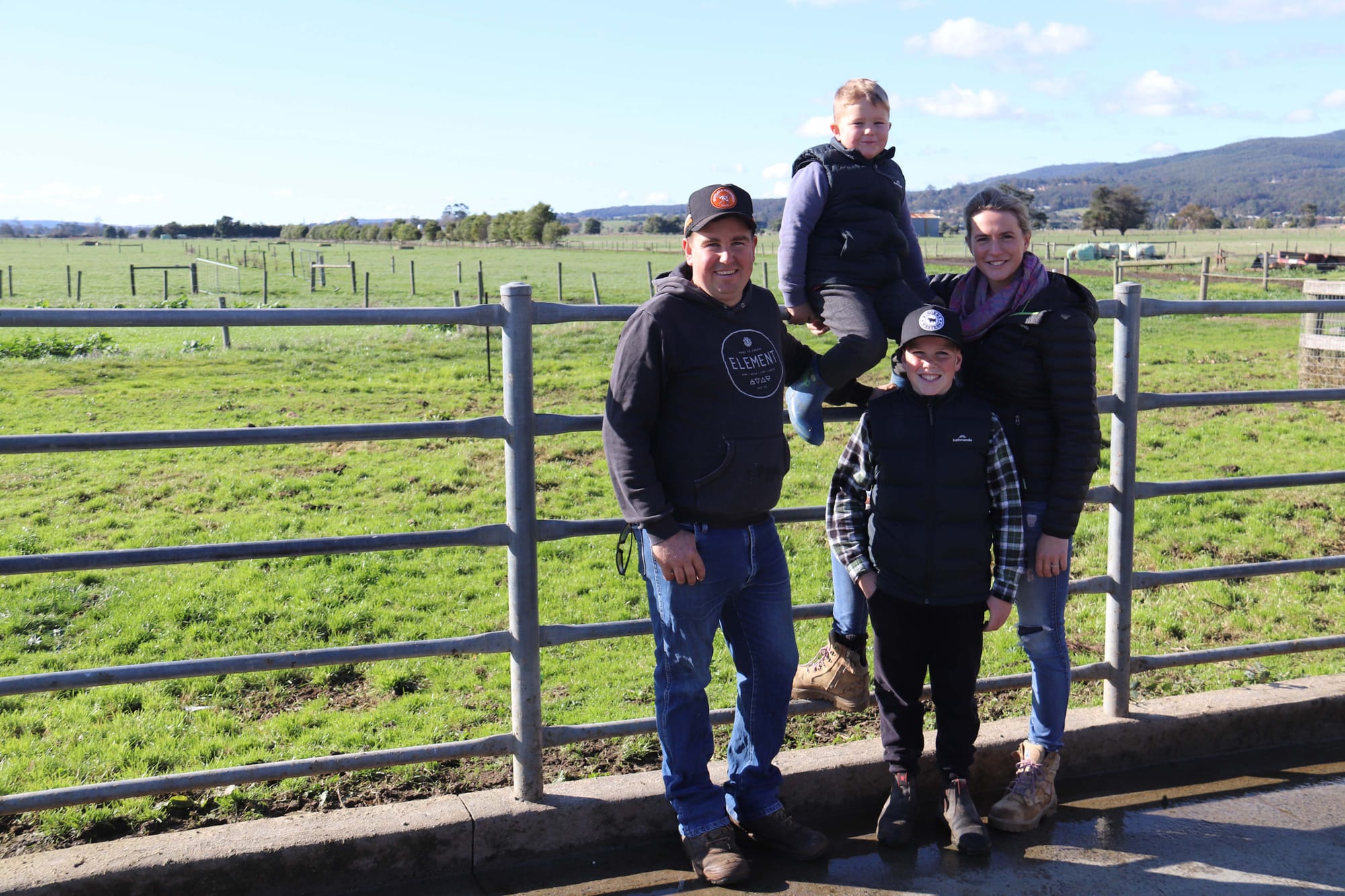 Dairy farming family - 07.06.2022