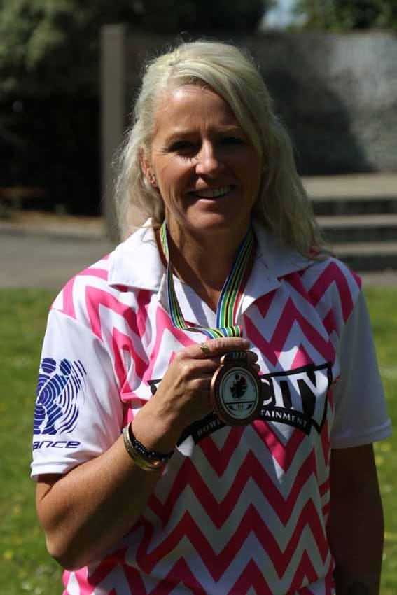 Dena Buxton brings home bronze