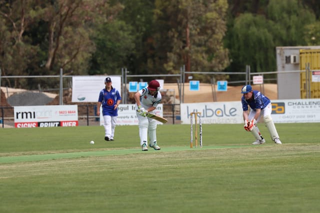 Cricket Div 5 Western Park Vs. Yarragon - 11.12.2021