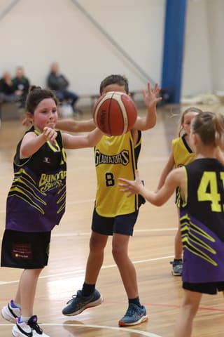 Basketball - 25.11.2021