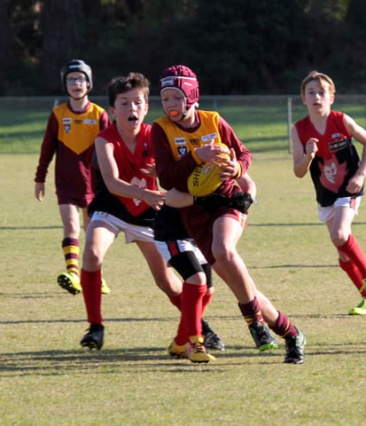 Football Juniors U10s Drouin Maroon Vs. Koo Wee Rup - 01.05.2021 