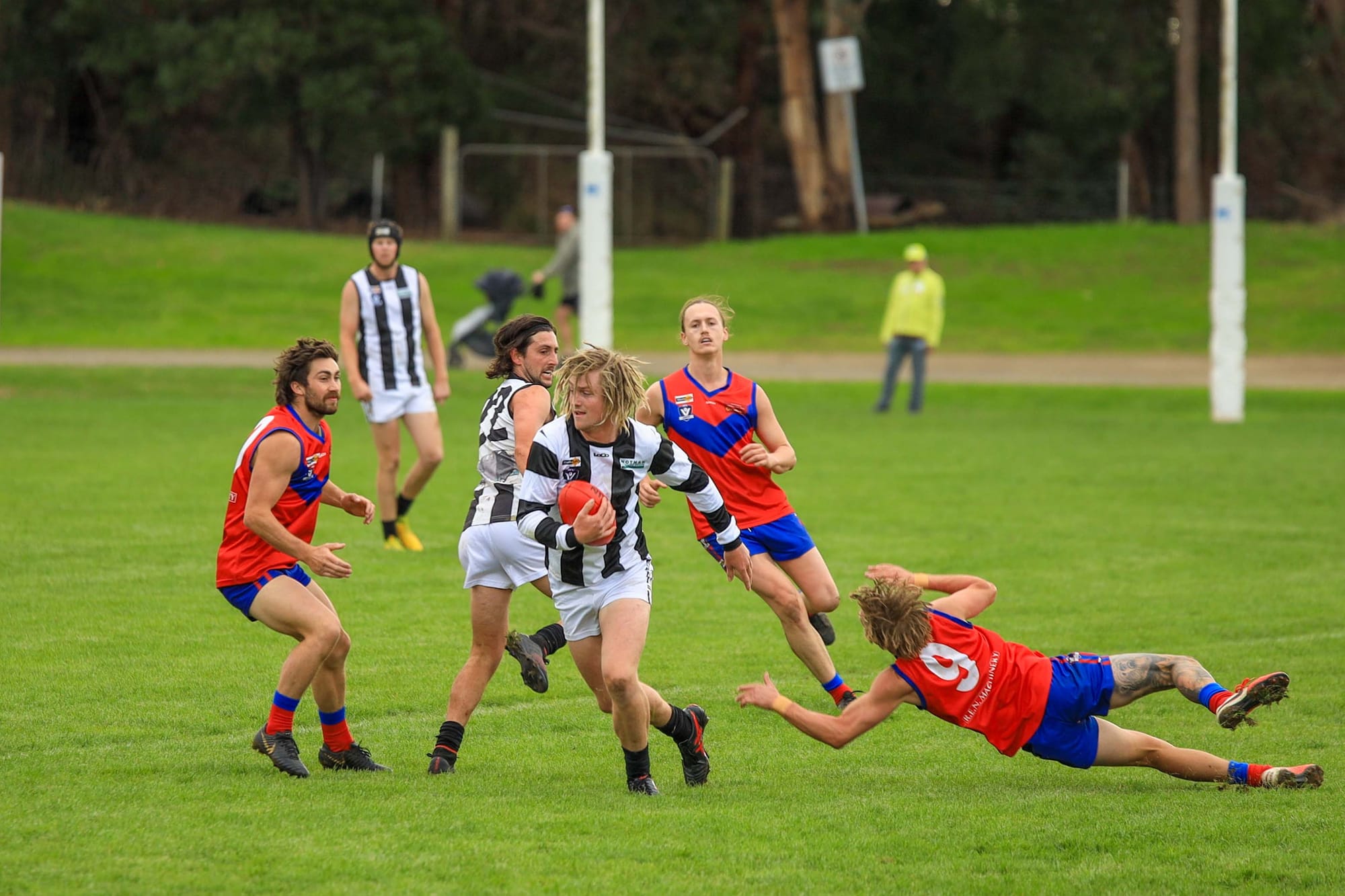 Football - Buln Buln Vs. Poowong - 30.04.2022