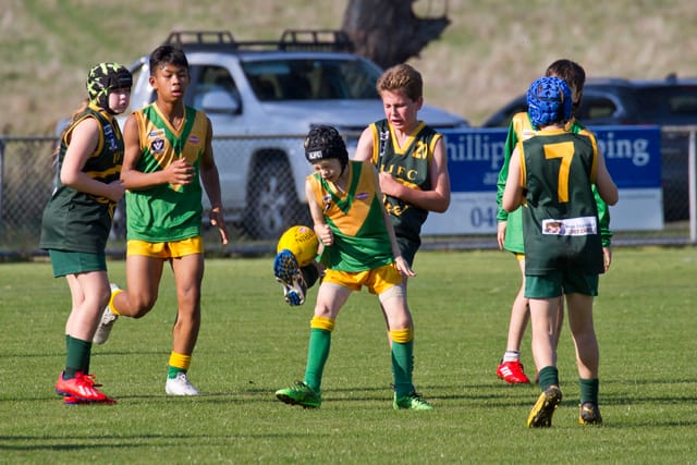 Football WDJFL U12s Hallora Vs. Garfield - 01.05.2021 
