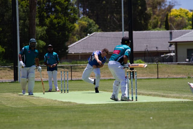 Cricket Div 3 Yarragon Vs. Western Park- 18.12.2021