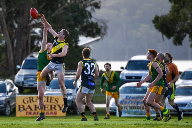 Football MGFNL Reserves Hill End Vs. Mirboo Nth - 15.05.2021 