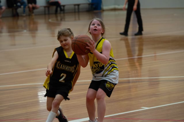 Basketball - 09.12.2021