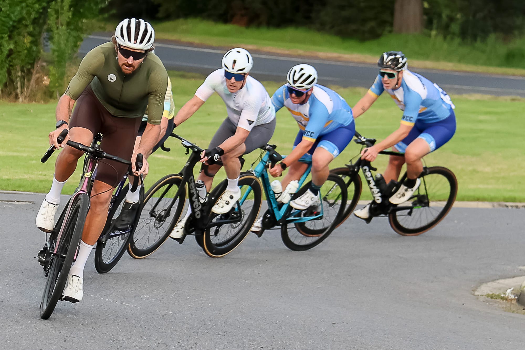 Winners crush crits