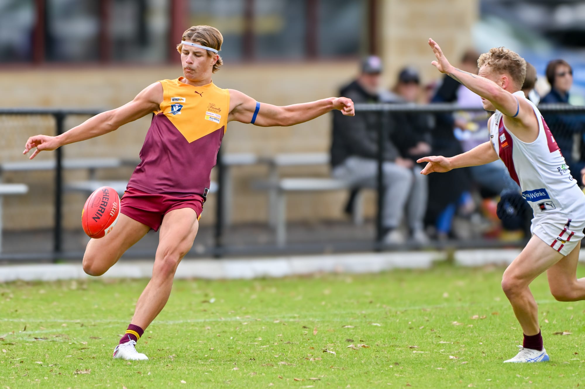 Warragul fourths keep rolling