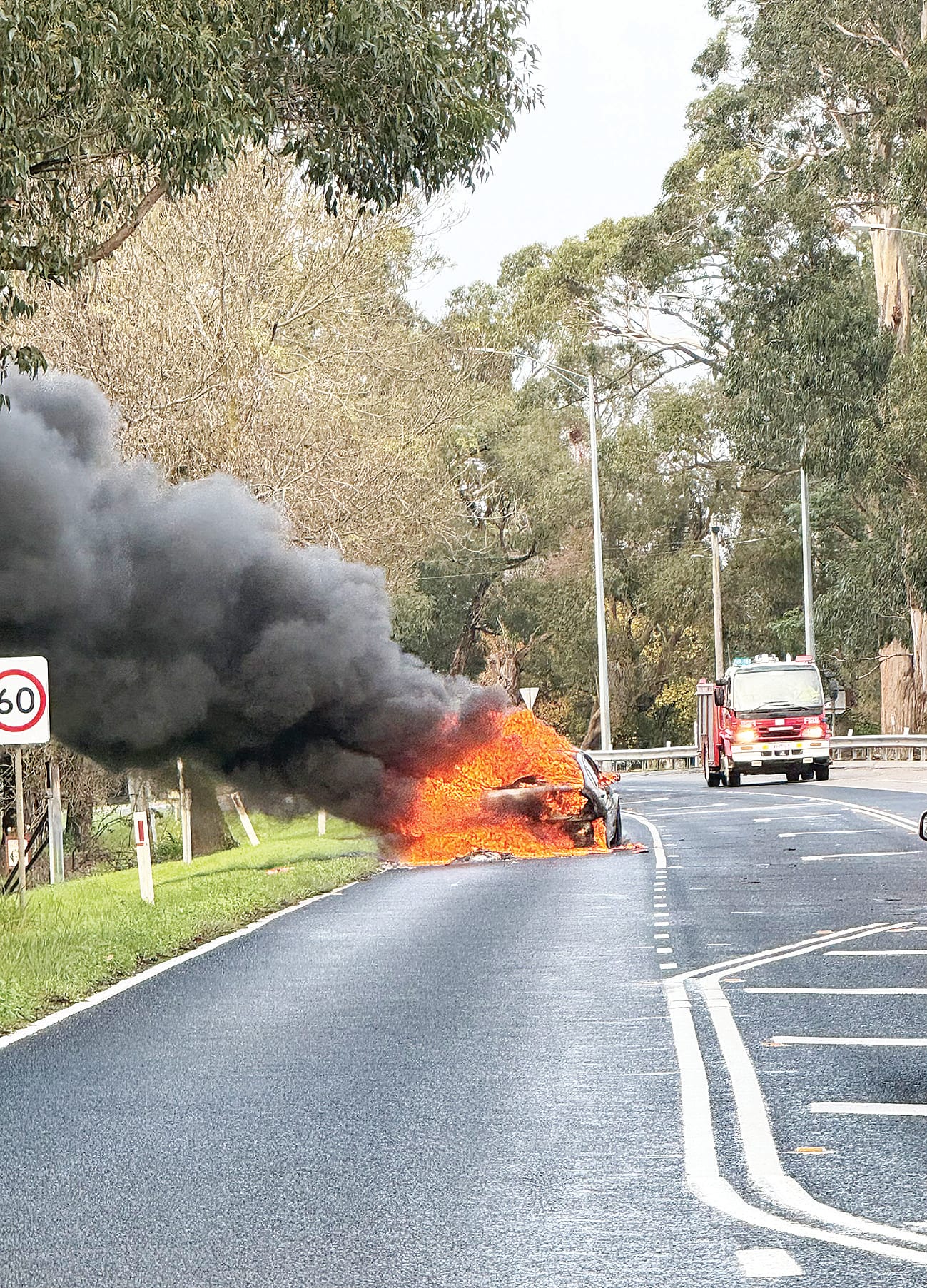 Driver avoids injuries in Drouin car fire