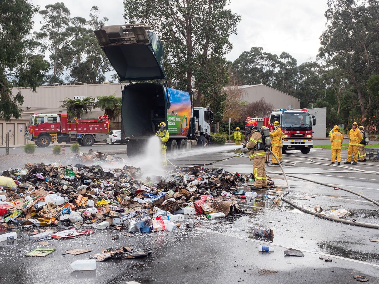Fire in recycling truck