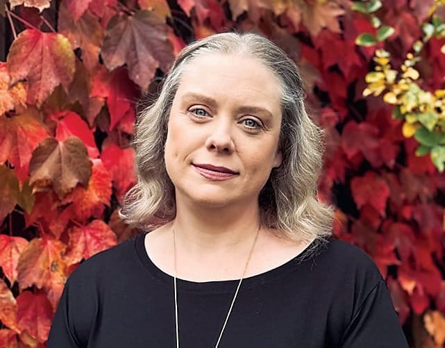 Author launches storytelling initiative