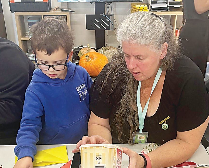 Blue Wrens bring Mother's Day magic to school post image