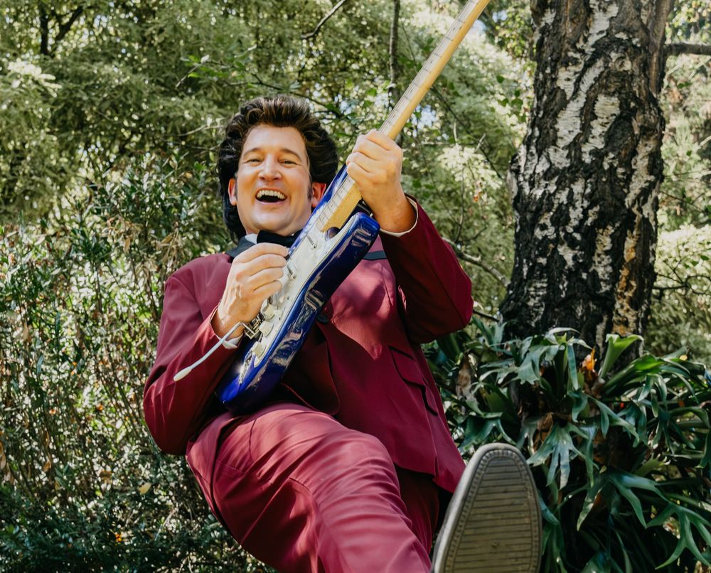 The Wedding Singer: Filling a famous role post image