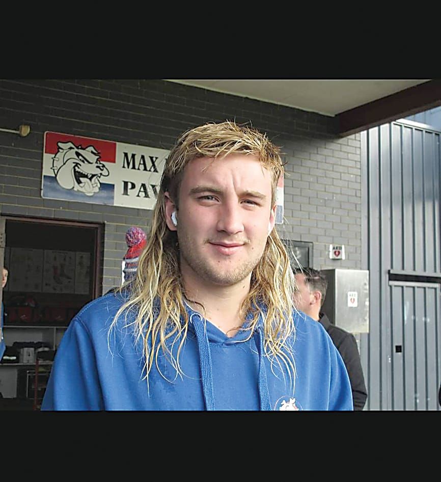 Tributes flow for Bunyip footballer post image