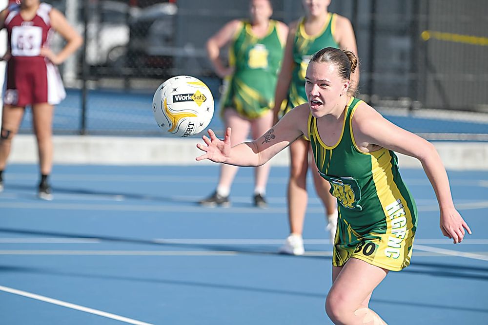 Hill End win two post image