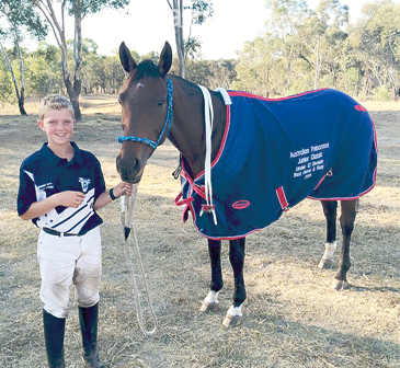 Juniors shine at polocrosse post image