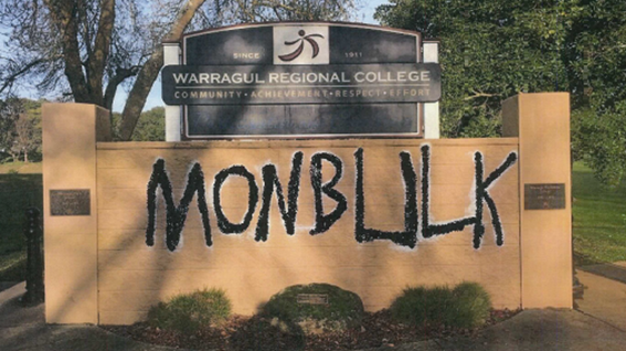 Report graffiti post image