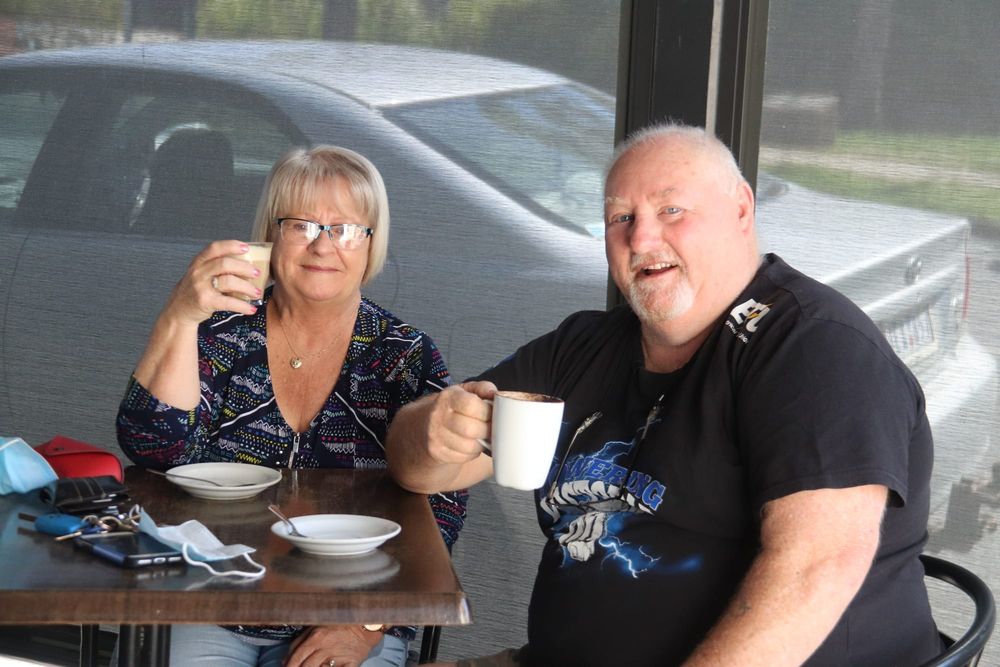 Coffee, haircuts and beers as Bunyip and Garfield open post image