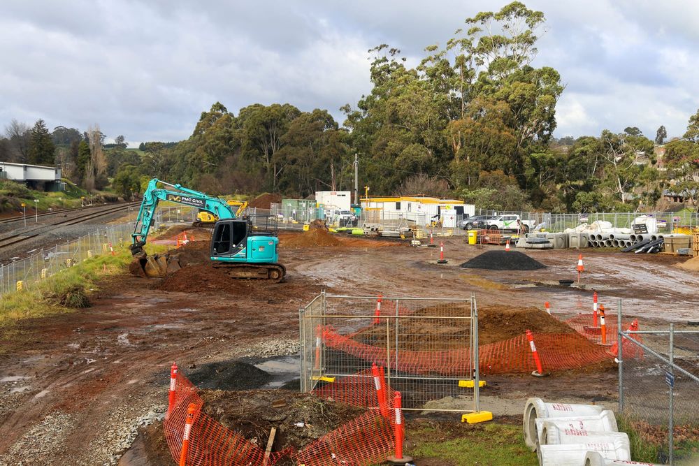 Extra railway parking at Drouin raises safety issue post image