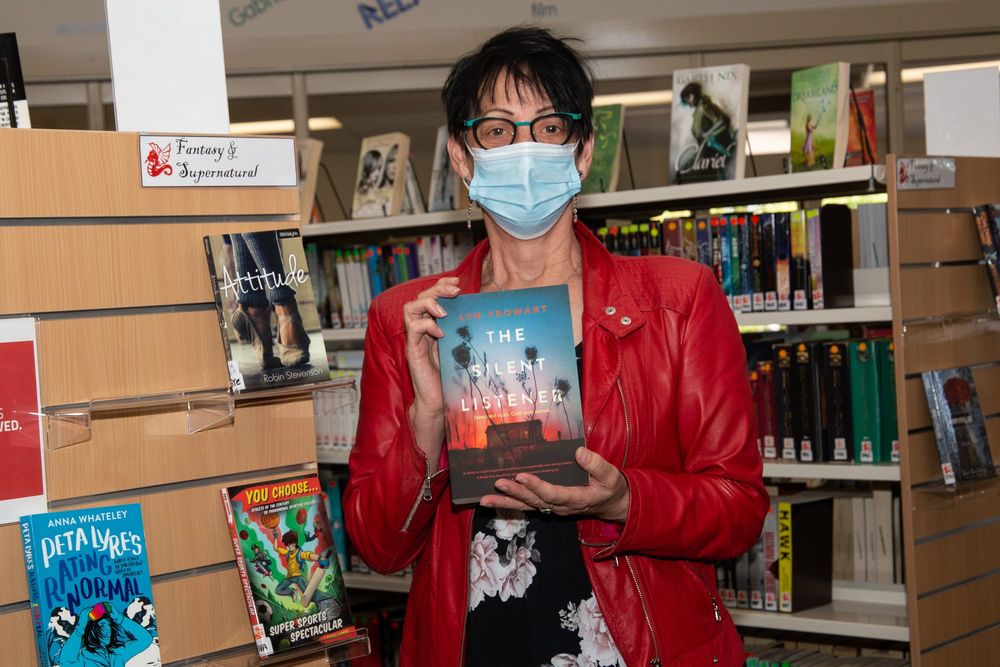 Former student presents novel at Drouin Secondary College post image