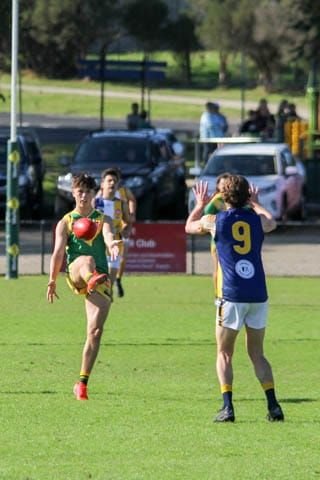 Football Seniors - Garfield Vs. Inverlock - 27.04.2024 post image