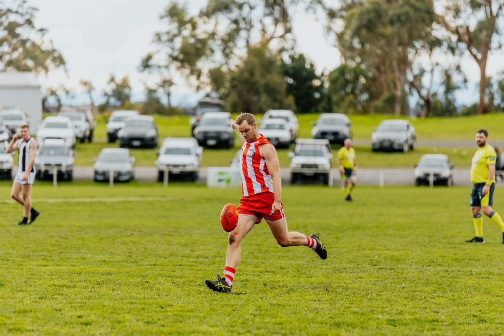 Finals hopefuls meet in EDFNL football post image