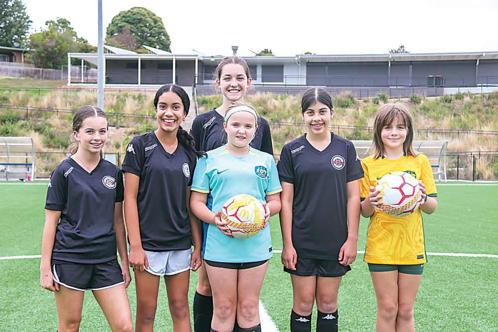 Gippy girls ready to go post image