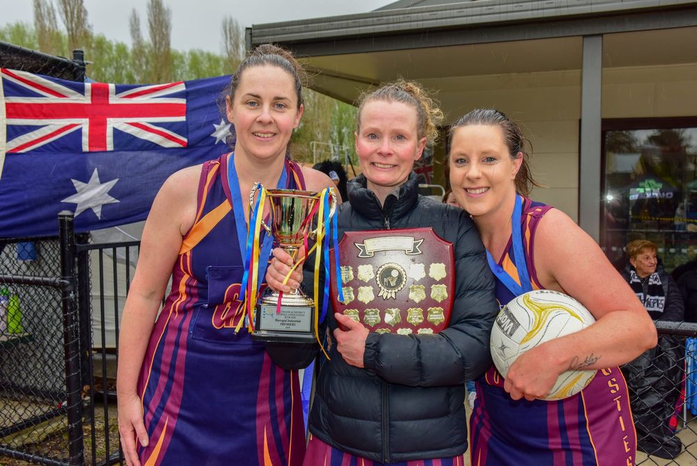 Proposal to name pavilion after Liza post image