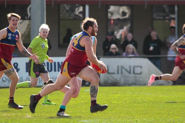 Football Seniors - Dusties Vs. Cora Lynn - 10.08.2024 post image