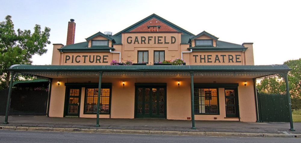 Stringbusters come to Garfield post image