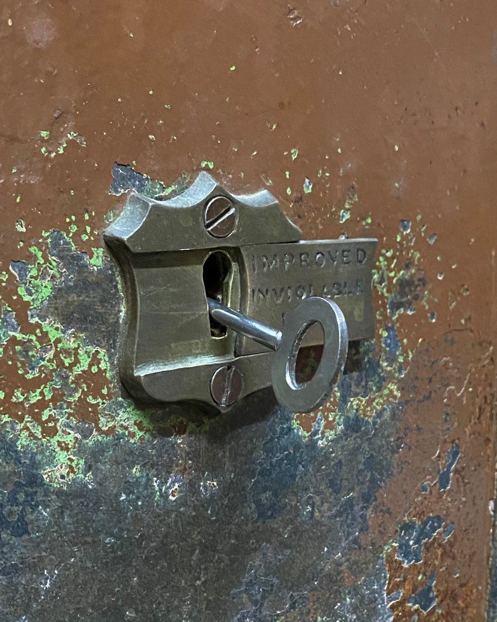 Masks and 5km limit back in "seven-day circuit breaker" post image