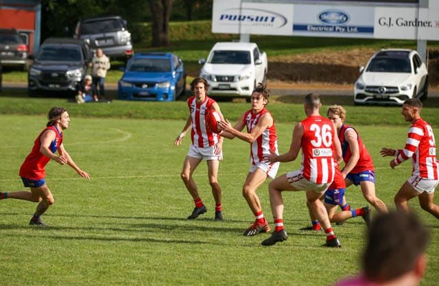 Football EDNFL Seniors - Buln Buln Vs. Trafalgar - 29.04.2023 post image