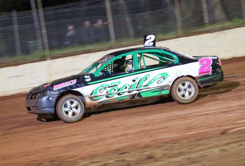 Demolition derby to highlight Nyora speedway action post image