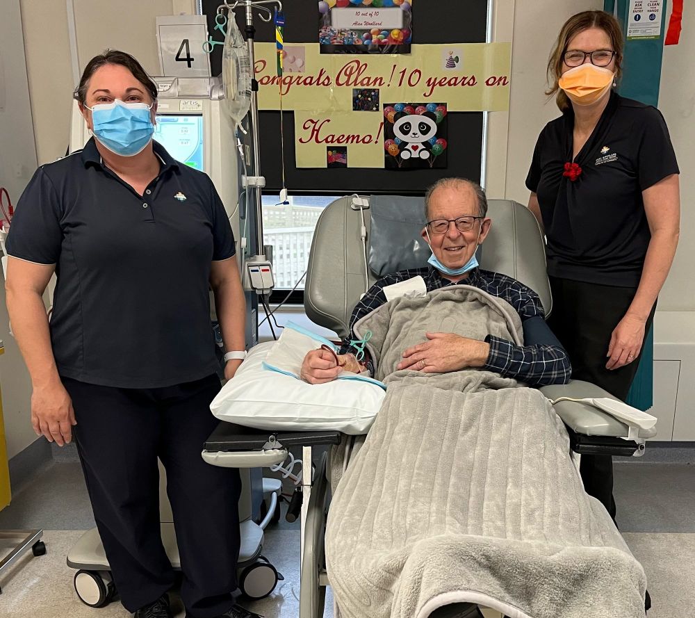 Alan celebrates ten years of haemodialysis post image