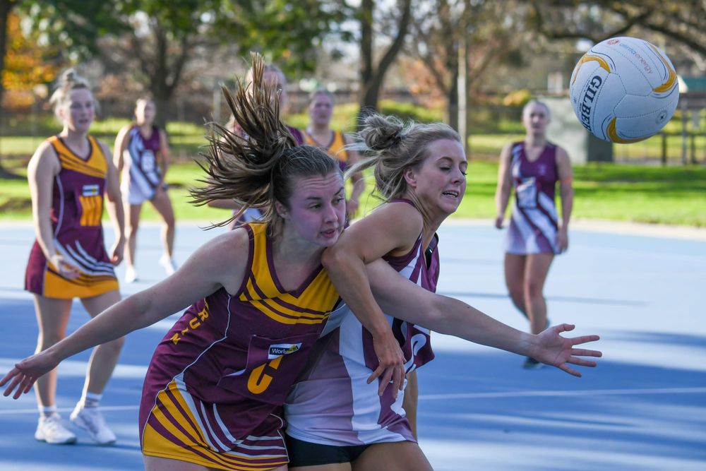 Hawks pipped at the post with one-goal loss post image