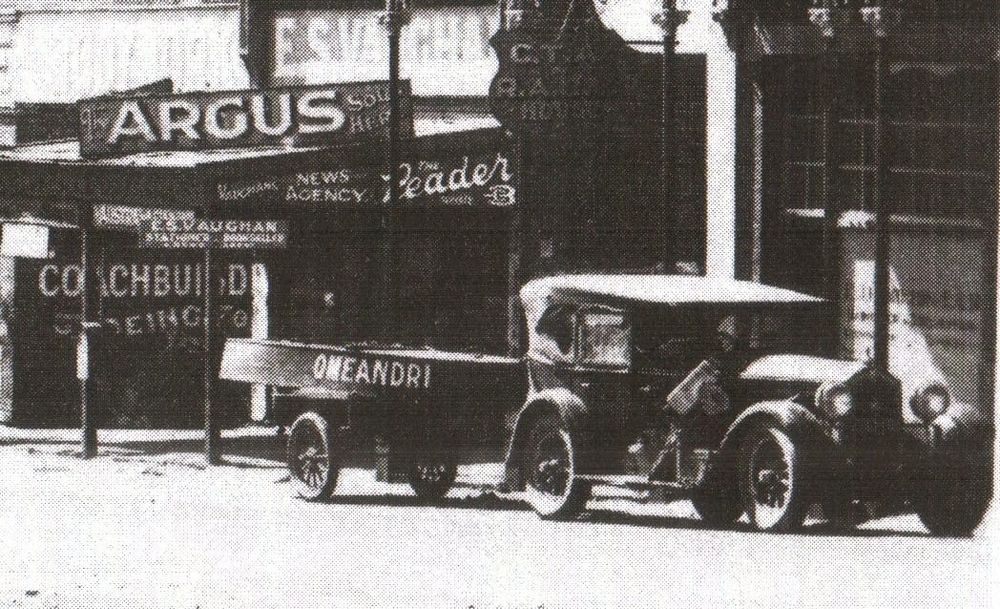 Snapshot of the past: moving a boat post image
