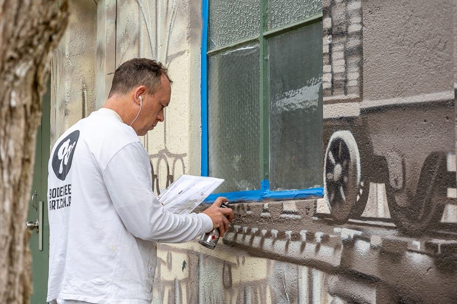 Noojee is looking a picture post image