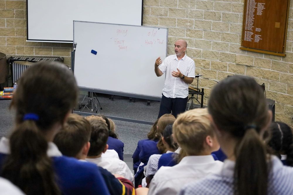 Author visits St Paul's post image
