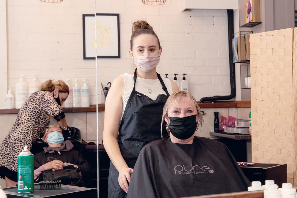 Warragul shops bustling on post-lockdown Thursday post image