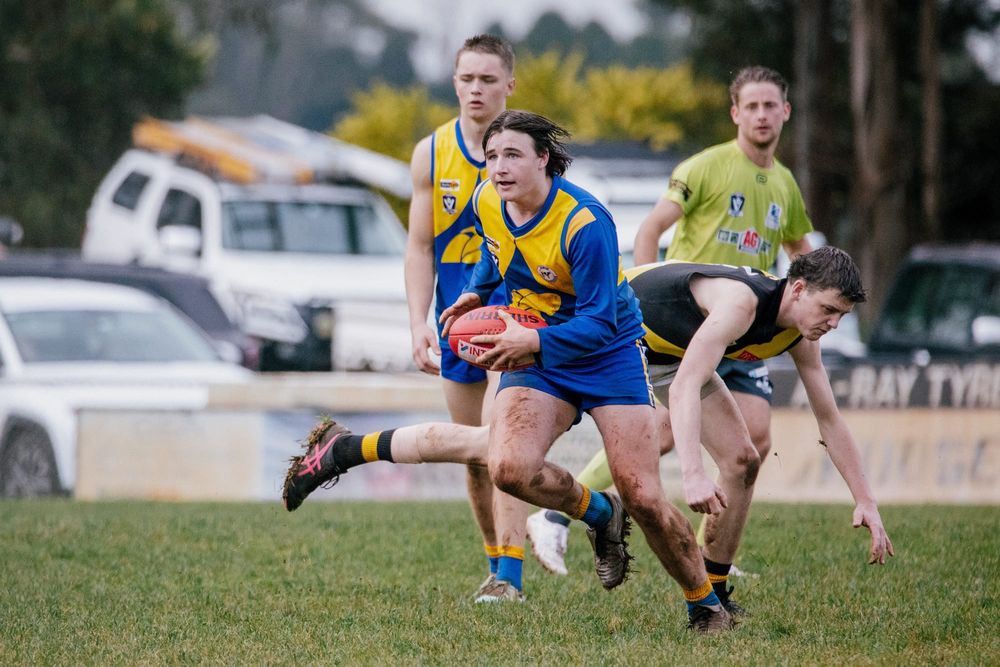 Eagles enter finals in winning form post image