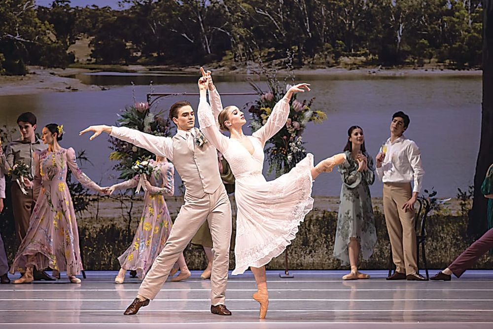 Warragul visit celebrates 60 years of ballet post image