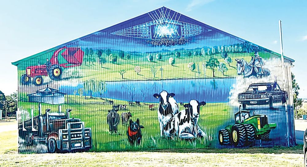 Mural captures imagesof Lardner Park events post image