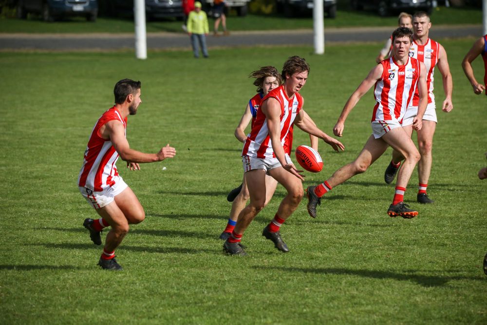 Bloods outclass Magpies post image