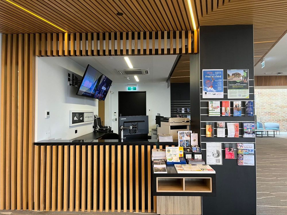 Service desk re-opens in Warragul post image