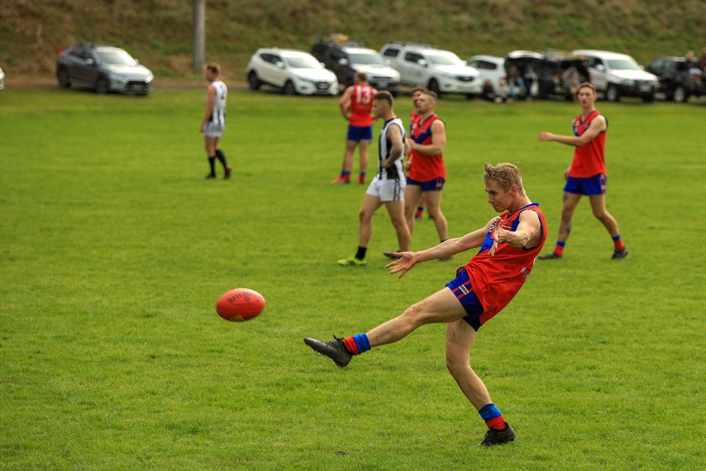 McPhan cements win for Lyrebirds over Bloods post image