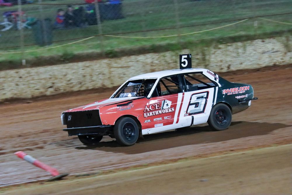 Christmas racing at Nyora post image